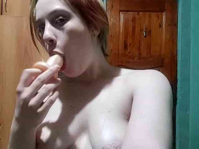 AveryFleurent webcam