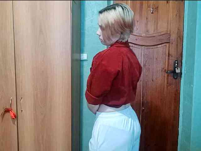 AveryFleurent webcam