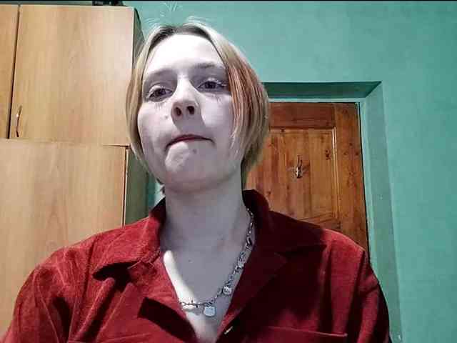 AveryFleurent webcam