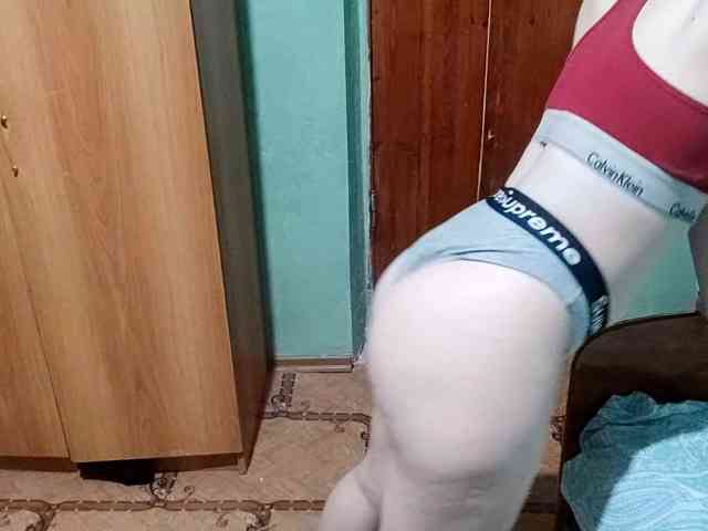 AveryFleurent webcam