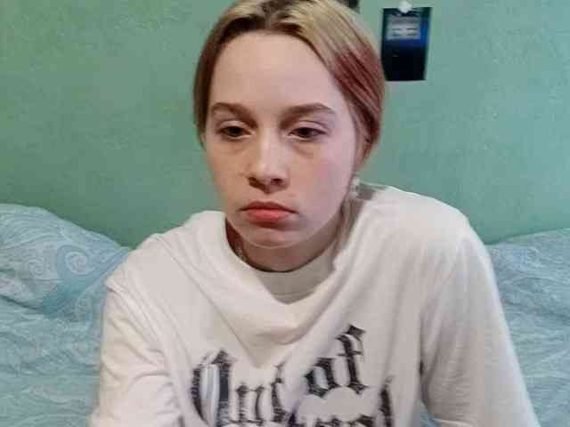 AveryFleurent webcam