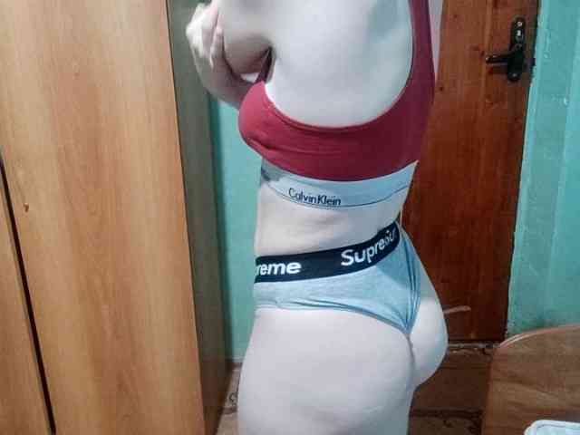 AveryFleurent webcam