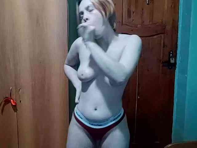 AveryFleurent webcam