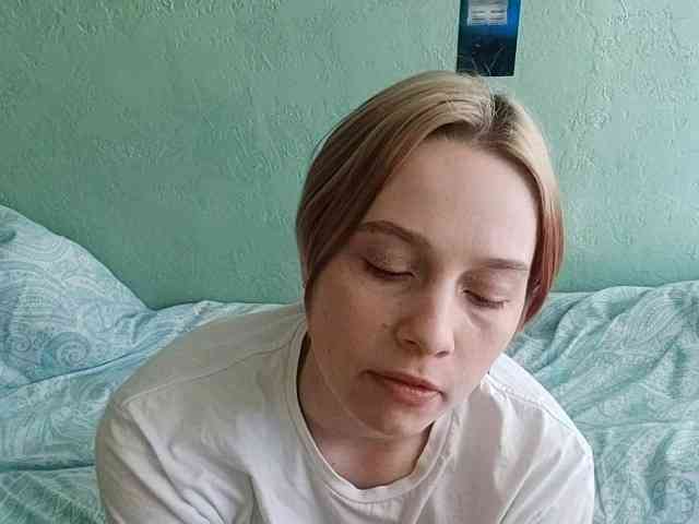 AveryFleurent webcam