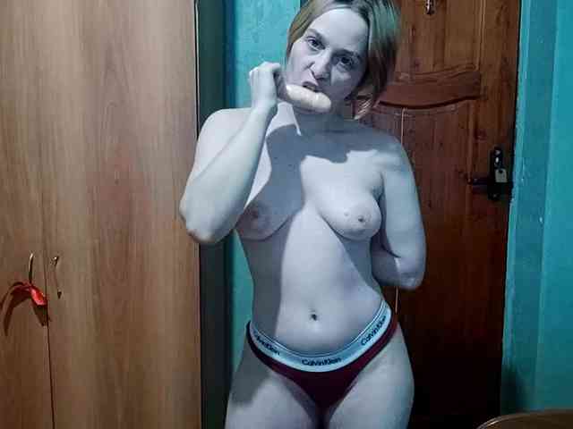 AveryFleurent webcam