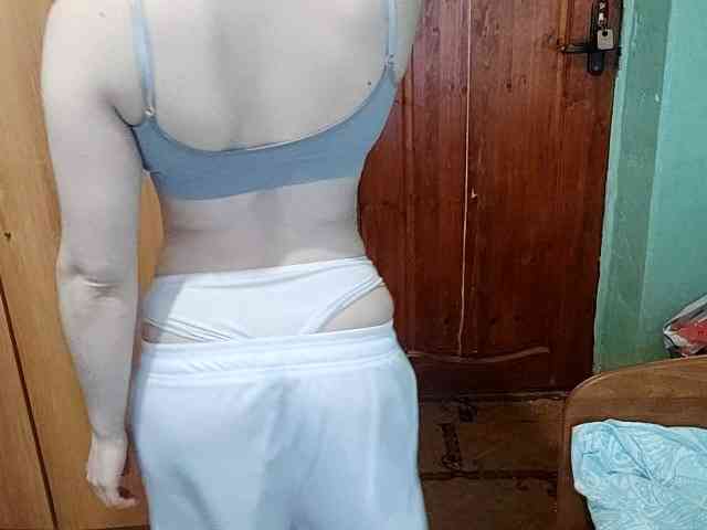 AveryFleurent webcam