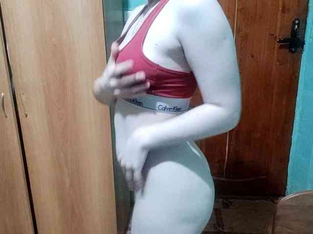 AveryFleurent webcam