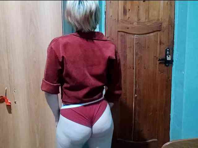 AveryFleurent webcam