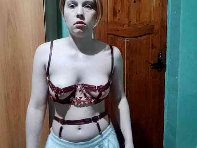 AveryFleurent webcam