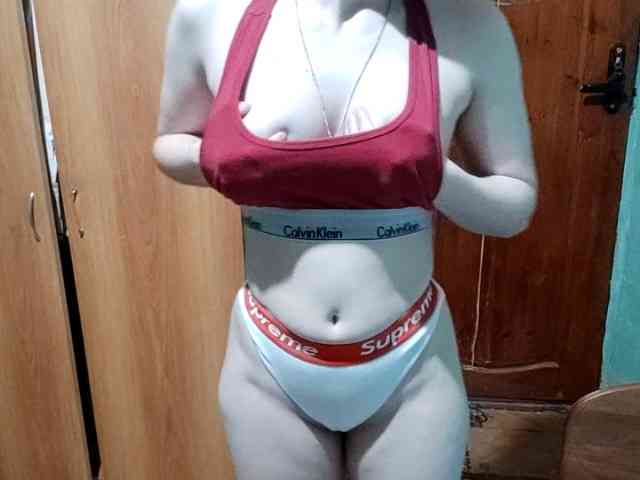 AveryFleurent webcam