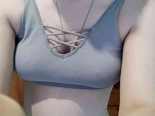 AveryFleurent webcam