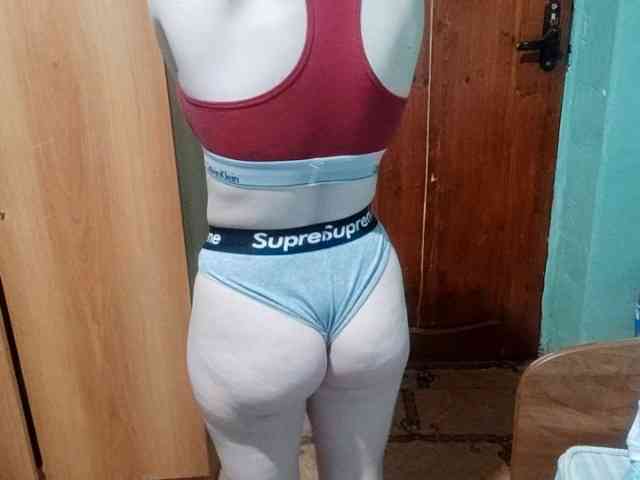 AveryFleurent webcam