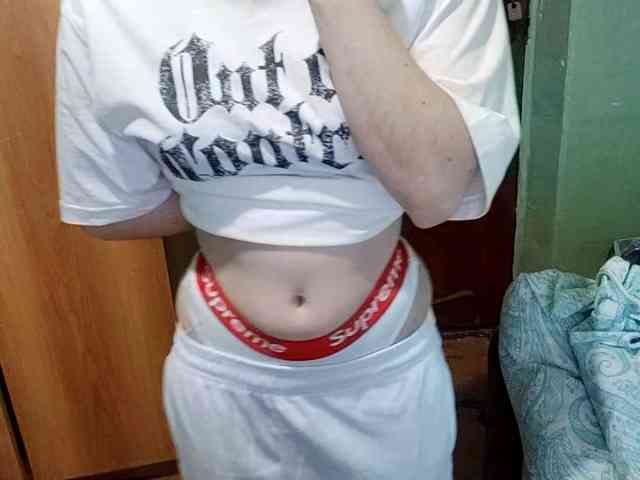 AveryFleurent webcam