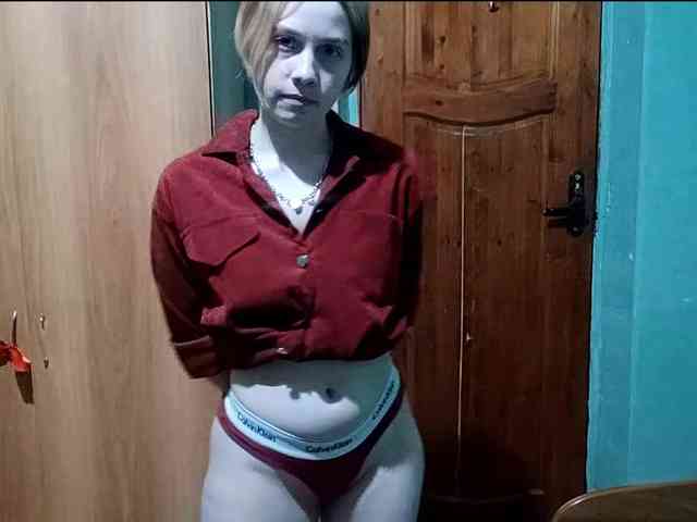 AveryFleurent webcam