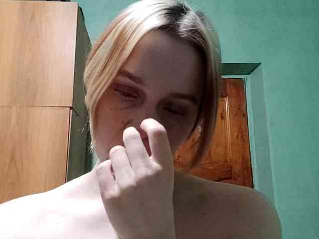 AveryFleurent webcam