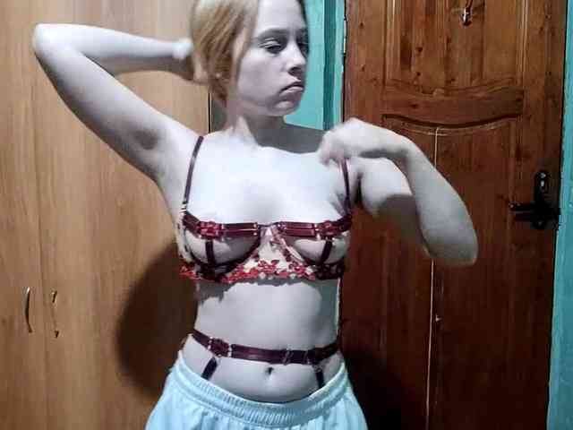 AveryFleurent webcam