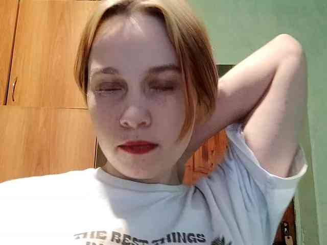 AveryFleurent webcam