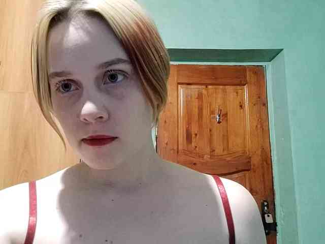 AveryFleurent webcam