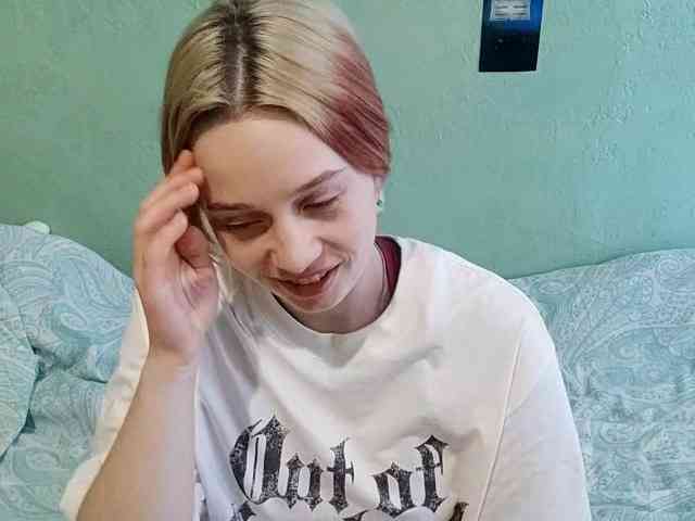 AveryFleurent webcam