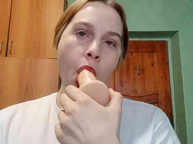 AveryFleurent webcam