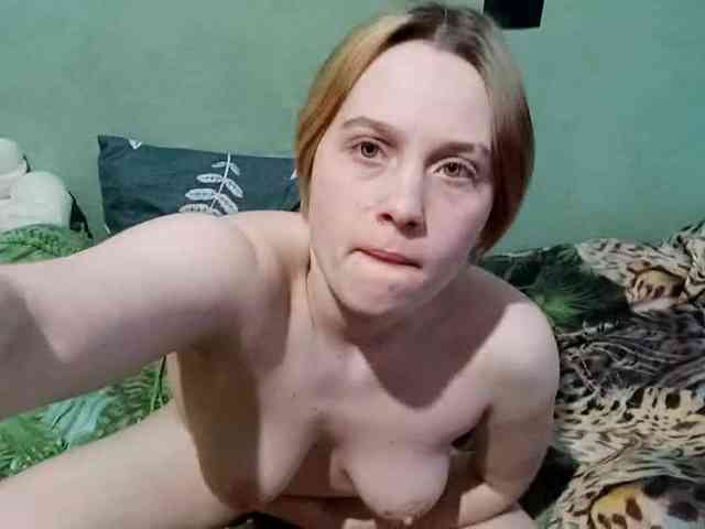 AveryFleurent webcam