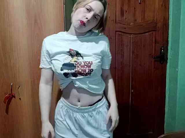 AveryFleurent webcam