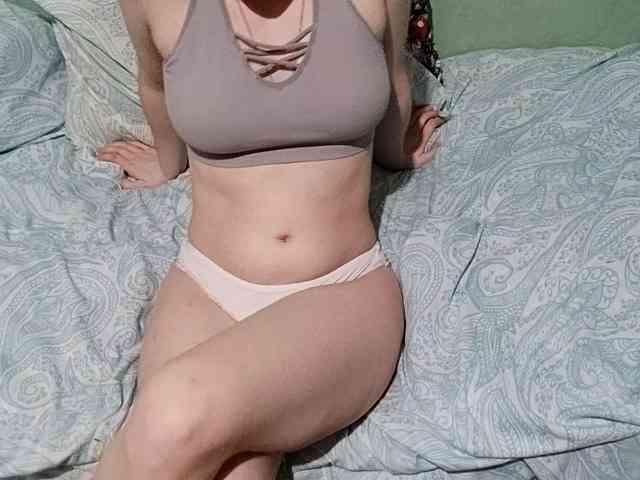 AveryFleurent webcam