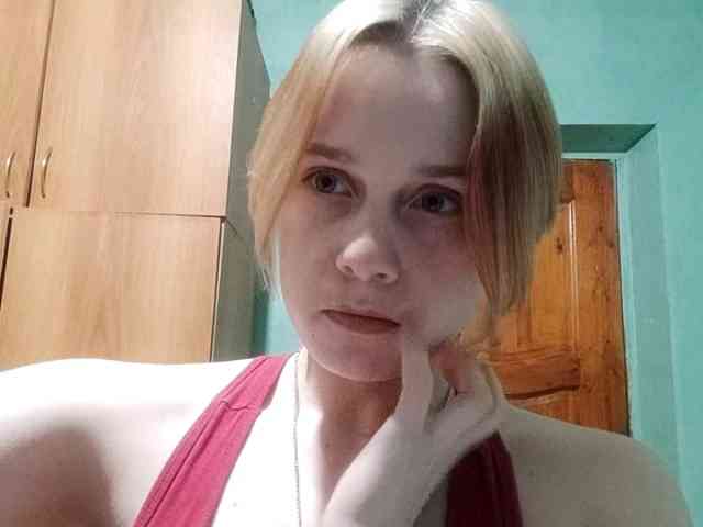 AveryFleurent webcam