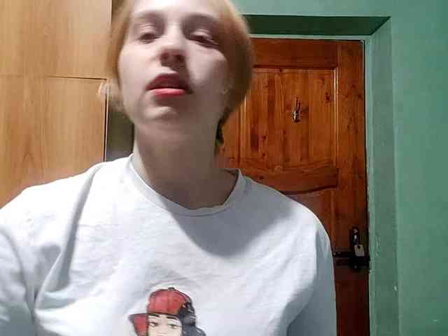 AveryFleurent webcam