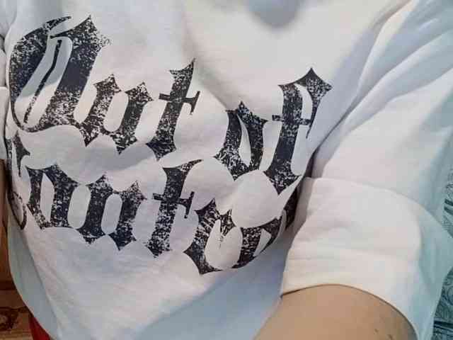 AveryFleurent webcam