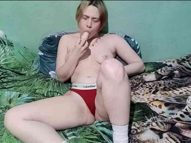 AveryFleurent webcam