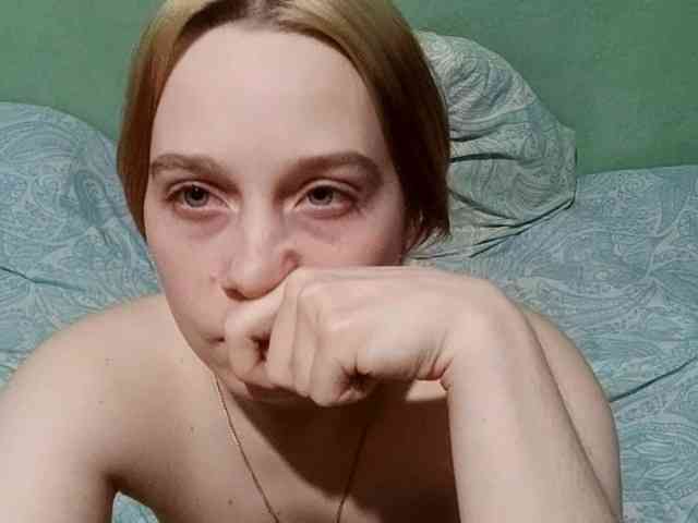 AveryFleurent webcam