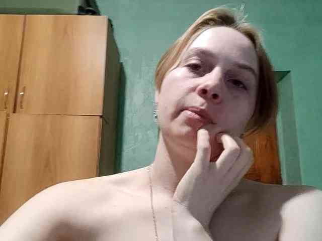 AveryFleurent webcam