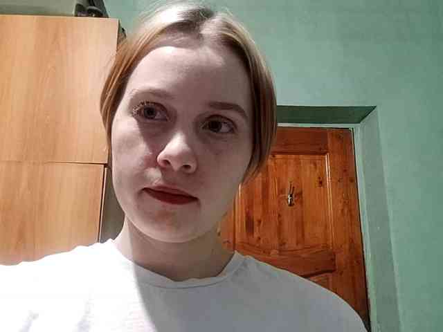 AveryFleurent webcam