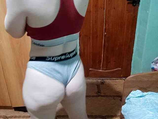 AveryFleurent webcam