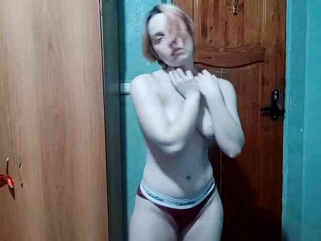 AveryFleurent webcam