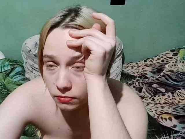 AveryFleurent webcam