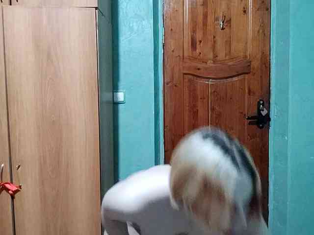 AveryFleurent webcam