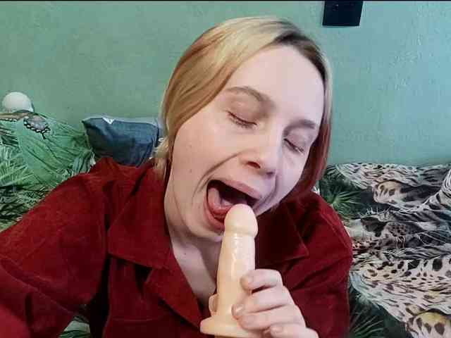 AveryFleurent webcam