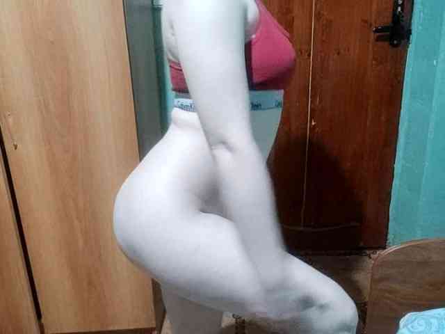 AveryFleurent webcam