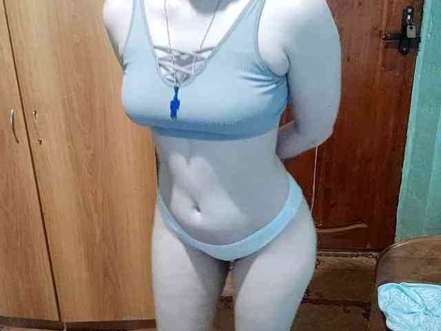 AveryFleurent webcam