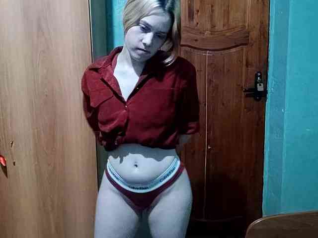 AveryFleurent webcam