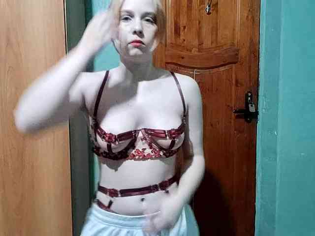 AveryFleurent webcam