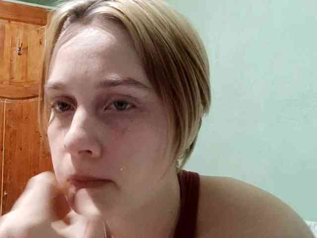 AveryFleurent webcam