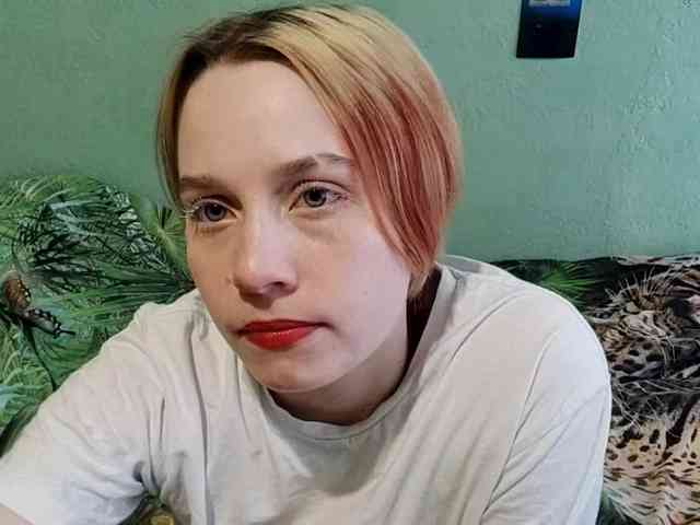 AveryFleurent webcam