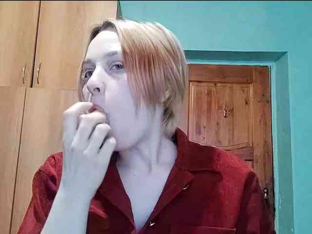 AveryFleurent webcam