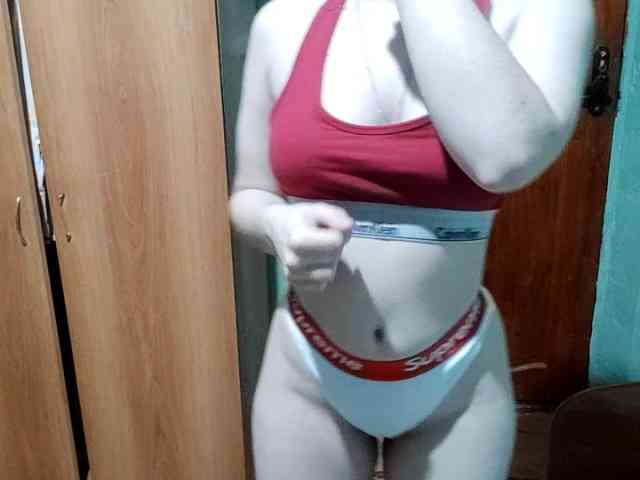 AveryFleurent webcam