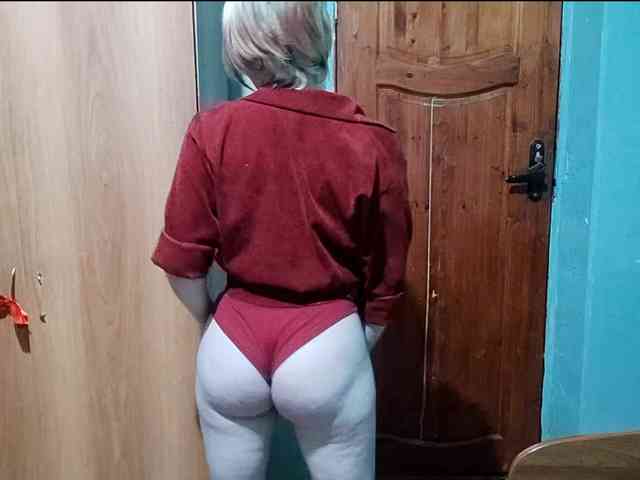 AveryFleurent webcam