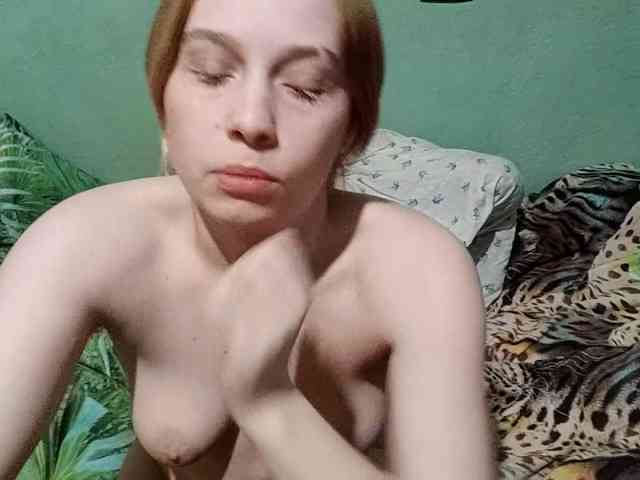 AveryFleurent webcam