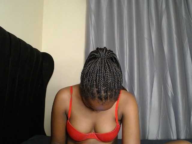 Kimmy1 webcam bongacams model stream image